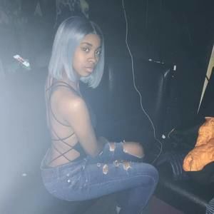 Meet your Posher, Keyiana